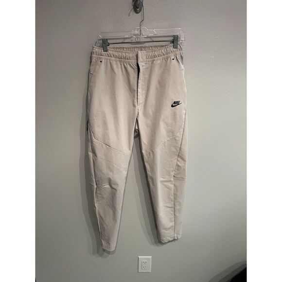 Nike Sportswear Tech Essentials Pants Tapered Mens Medium Beige Tan DH4224-126 - Picture 1 of 8